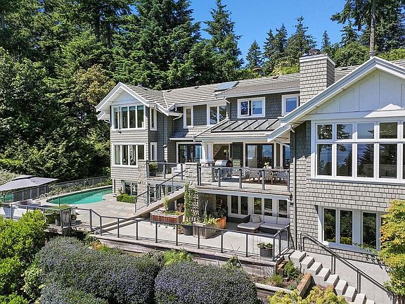 2nd image of 6180 Candia Pl