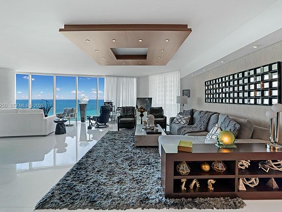 5th image of 2711 S Ocean Dr Unit 905