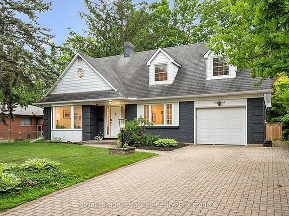 3rd image of 535 Sprucehill Ave