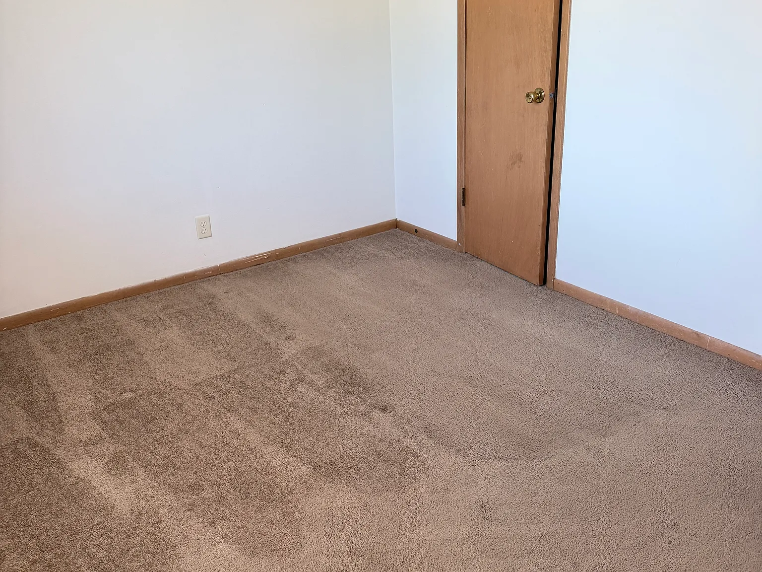 2 bed, 825 sqft, $875 — Photo 3