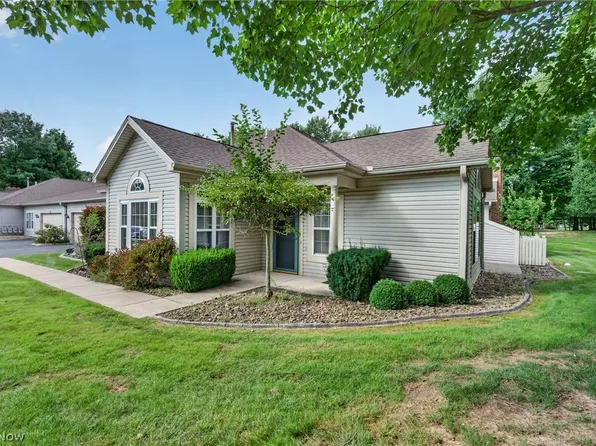 5645 Clingan Rd Unit 24C, Struthers, OH 44471