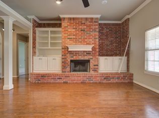 5827 101st St, Lubbock, TX 79424