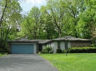 305 Shady Dr, Palatine, IL 60067