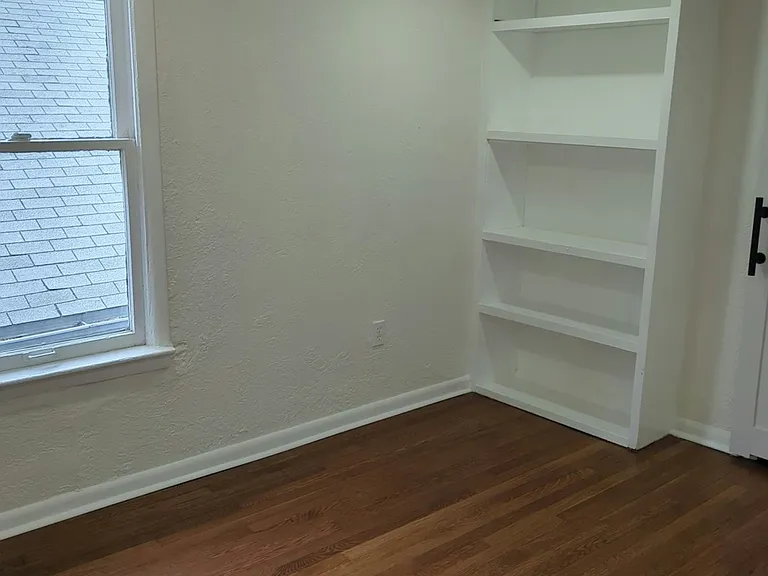 4119 S Benton Ave — Photo 38