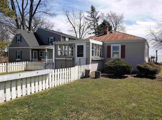 2132 Hickory Ln, Oshkosh, WI 54901