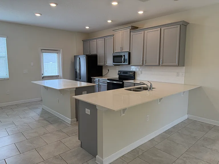 10048 Memoir Ave — Photo 9