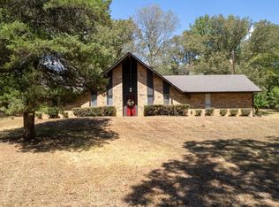 10340 Sycamore St, Overton, TX 75684