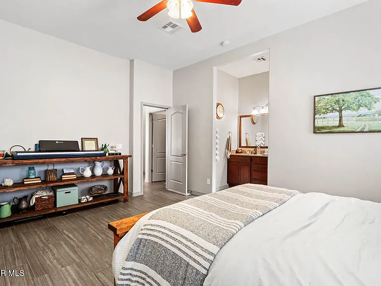 14553 Hunters Grove Ave — Photo 31