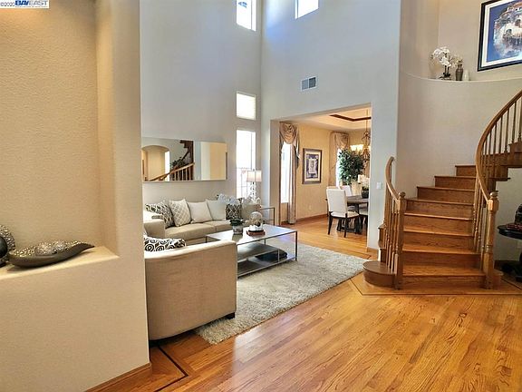 2nd image of 25218 Century Oaks Cir