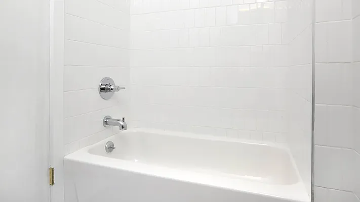 Rented by Nooklyn NYC LLC | media 18