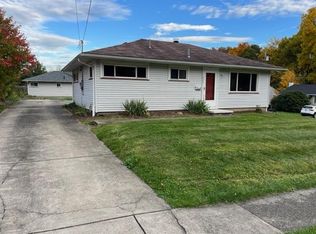 223 S Carnegie Ave, Niles, OH 44446