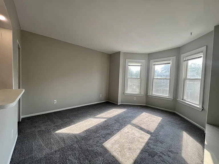 1323 N Dupont St #B — Photo 11