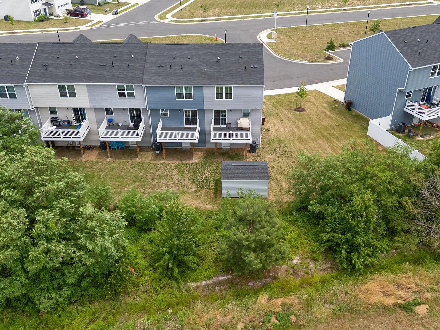 3 bed, 1560 sqft, $2,000 — Photo 4