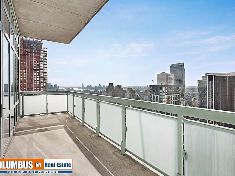 325 5th Ave #30F — Photo 4