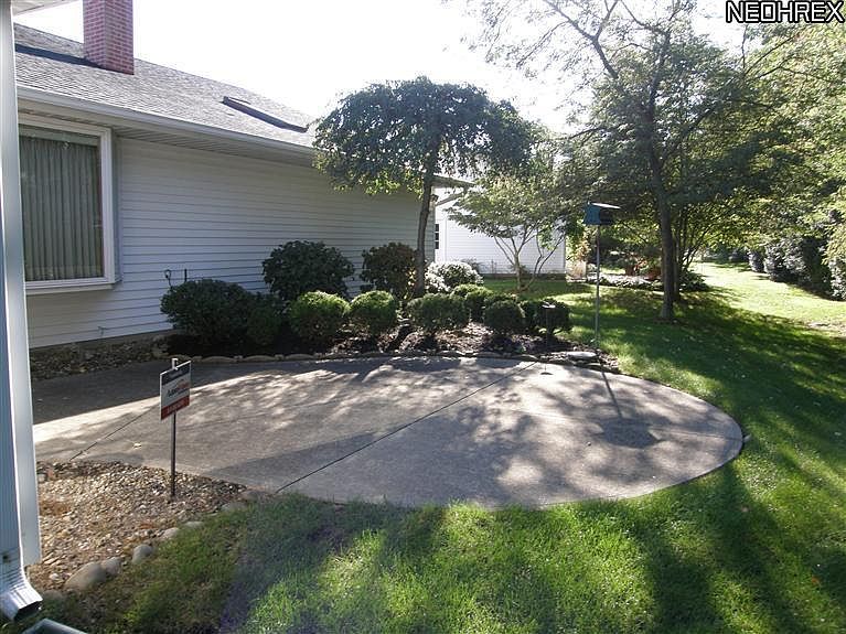 9490 LISMORE LN Mentor OH Zillow