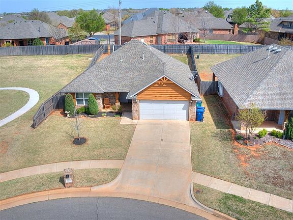 5th image of 16116 Iron Ridge Rd