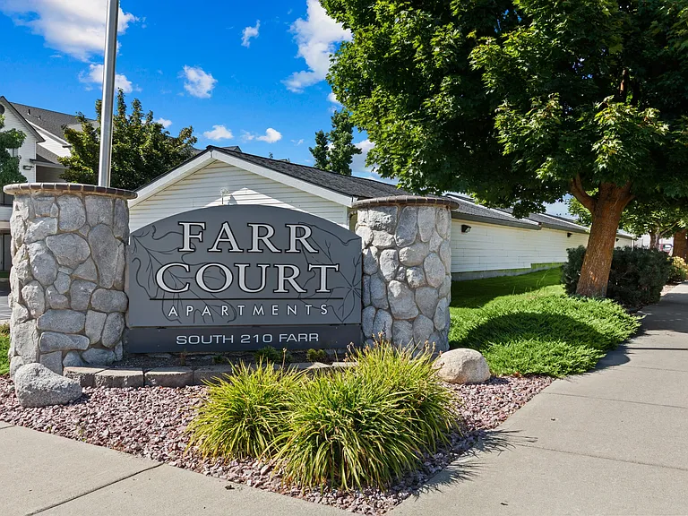 Farr Court — Photo 32