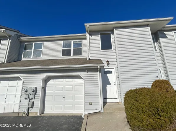 40 Vincent Court, Little Egg Harbor, NJ 08087