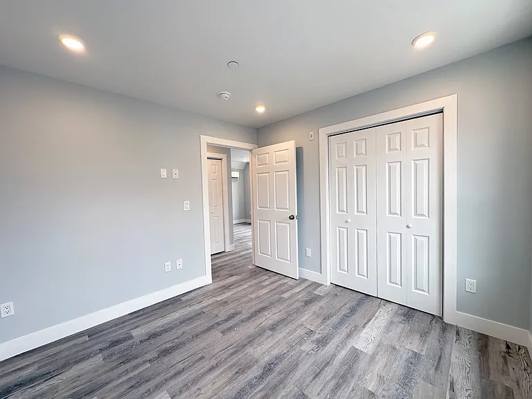 2809 S Warnock St #2 — Photo 8