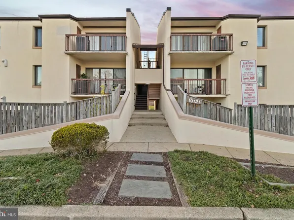 10121 Prince Pl Unit 301-10B, Upper Marlboro, MD 20774