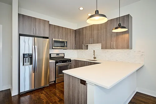 5139 N Broadway #301 Photo 1
