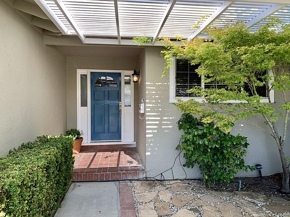 3rd image of 6188 Evangeline Dr