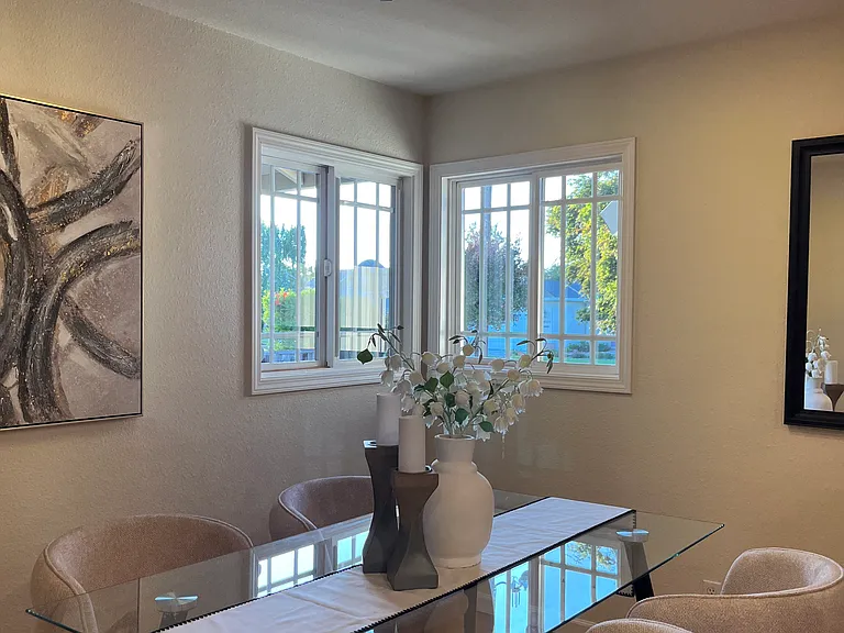 3048 Alexander Ave — Photo 2