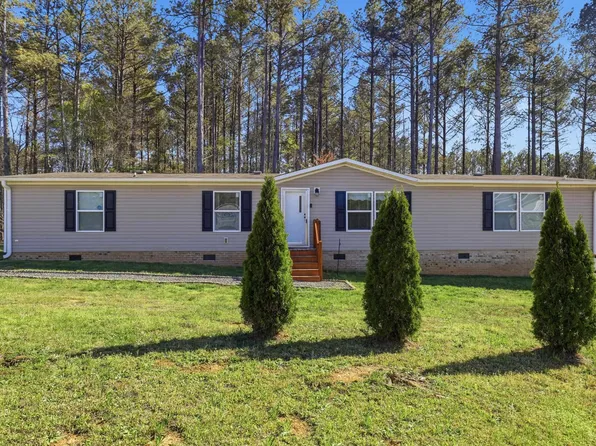 1429 Ball Park Rd, Enoree, SC 29335