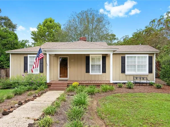 18 Lancaster Rd, Mobile, AL 36608