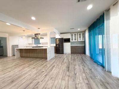 23233 Vanowen St, West Hills, CA, 91307