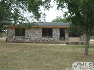 11738 Loop 107, Adkins, TX 78101