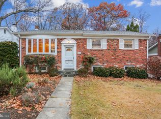 1001 Loxford Ter, Silver Spring, MD 20901