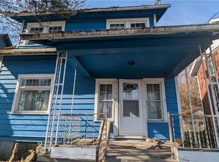 211 Pennsylvania Ave, Clairton, PA 15025