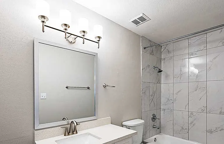 Parq on 50th Apartments — Photo 10