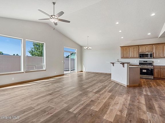 5th image of 1428 Tali Ave