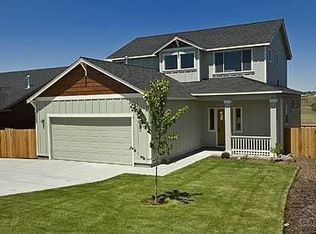 726 NE Marigold St, Madras, OR 97741