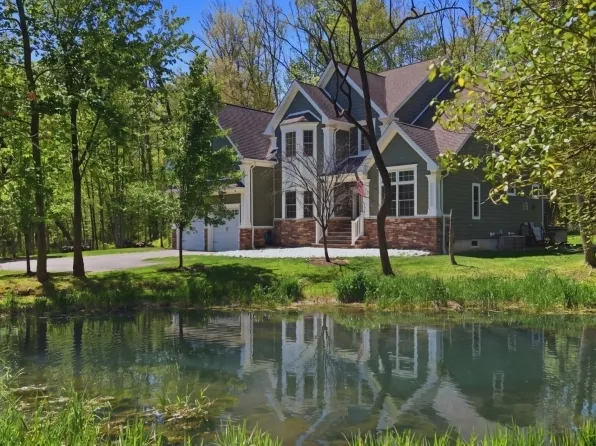 56 Beechwood Place, Watchung Boro, NJ 07069