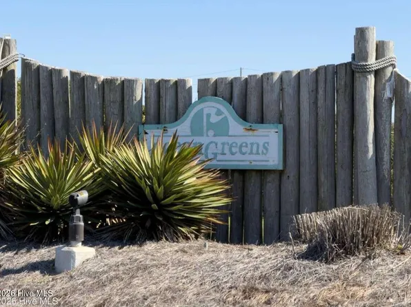 102 Oceangreens Lane, Oak Island, NC 28465
