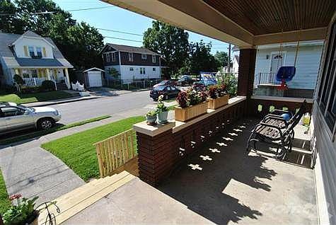 4th image of 2835 Aberdeen Ave