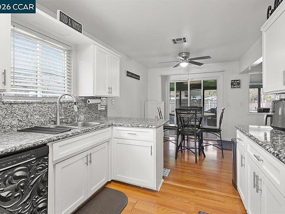 4th image of 2121 Cody Ct