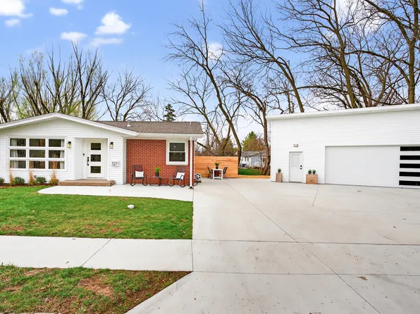 327 30th Ave N, Clinton, IA 52732