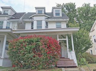 833 Lancaster St, Albany, NY 12203