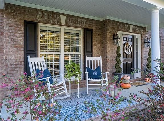 2nd image of 10356 Lafoy Dr