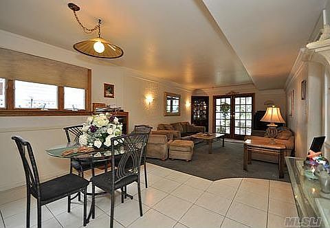 4th image of 16208 86th St