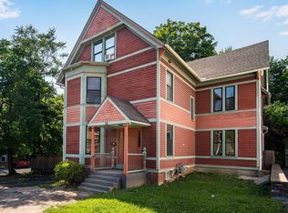 92 Mill St, Springfield, MA 01108