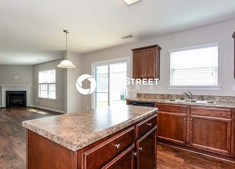 6407 Maple Creek Ct — Photo 7