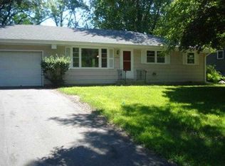 8509 Fairview Ave N, New Hope, MN 55428