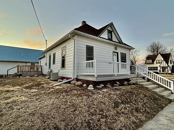 3rd image of 12 N 12th St