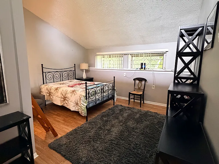 8226 Glencree Pl — Photo 4
