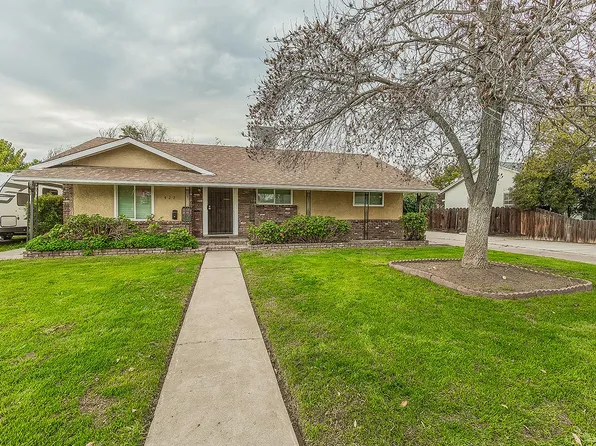 422 N Pine St, Madera, CA 93637